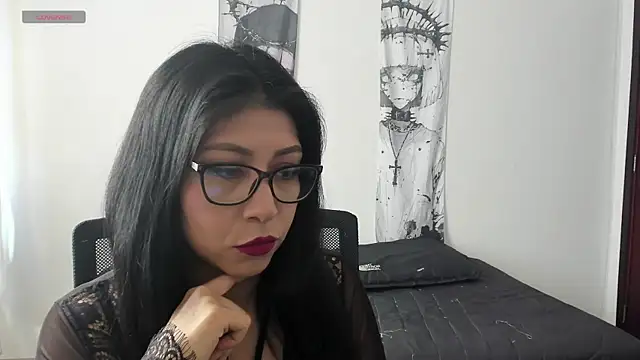 GoddessValentinaX online show from 06/19/26, 08:56