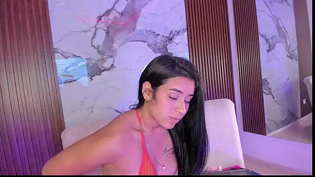 GabyHott  online show from 07/03/26, 04:41