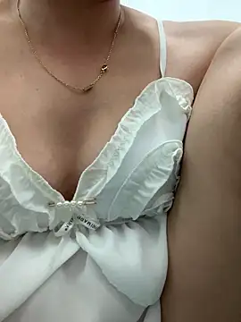 Snapshot of Bigcunt-hairy chatting on 05/21/26, 02:46 Bigcunt-hairy online show from 05/21/26, 02:46