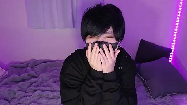 boyishmikuri online show from 07/02/26, 02:01