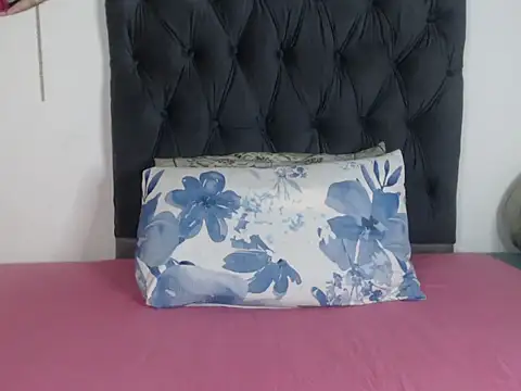 SweetCandyXoxo online show from 05/12/26, 09:23