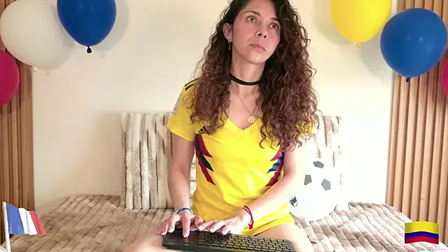 alissonandree online show from 06/17/26, 05:03