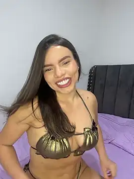 Snapshot of CandiceSpencer chatting on 05/19/26, 11:44 CandiceSpencer online show from 05/19/26, 11:44