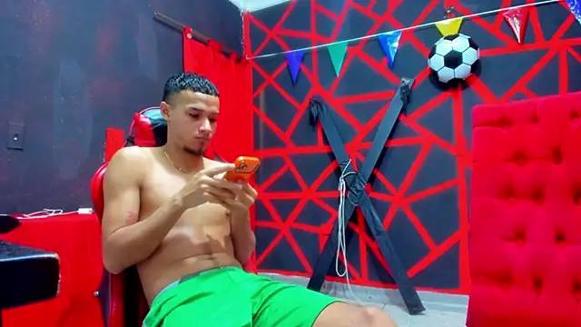friends lust latin online show from 06/21/26, 10:12