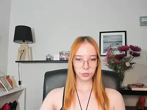 Snapshot of foxSonya chatting on 06/08/26, 05:41 foxSonya online show from 06/08/26, 05:41
