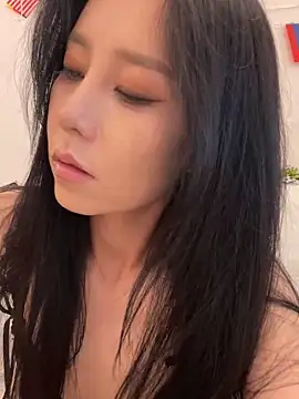 Snapshot of paopao-baobao6 chatting on 06/19/26, 06:51 paopao-baobao6 online show from 06/19/26, 06:51