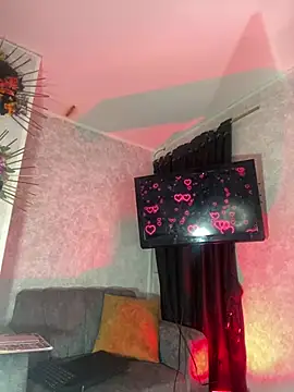 babycharol01 online show from 05/13/26, 07:39