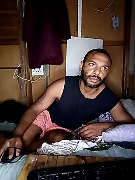 Snapshot of Camodick chatting on 11/09/25, 06:50 Camodick online show from 11/09/25, 06:50