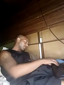 Snapshot of Camodick chatting on 12/02/25, 09:32 Camodick online show from 12/02/25, 09:32