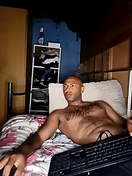 Snapshot of Camodick chatting on 12/03/25, 08:29 Camodick online show from 12/03/25, 08:29