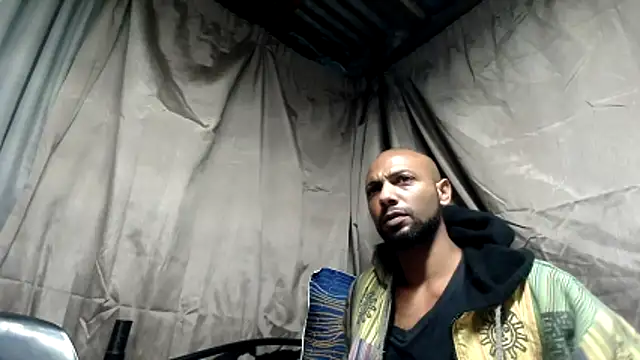 Camodick online show from 04/19/26, 06:10