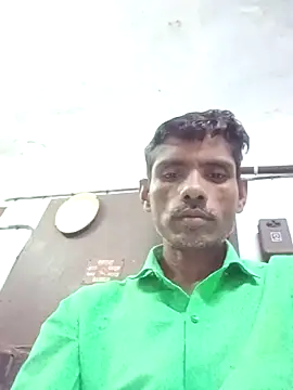 Hot-Parinda200 online show from 05/15/26, 10:44