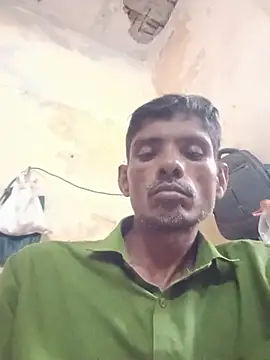 Snapshot of Hot-Parinda200 chatting on 06/27/26, 10:31 Hot-Parinda200 online show from 06/27/26, 10:31