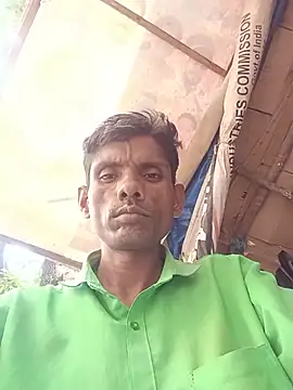 Snapshot of Hot-Parinda200 chatting on 07/13/26, 07:11 Hot-Parinda200 online show from 07/13/26, 07:11