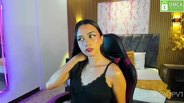 Aisha Vex online show from 05/13/26, 11:51