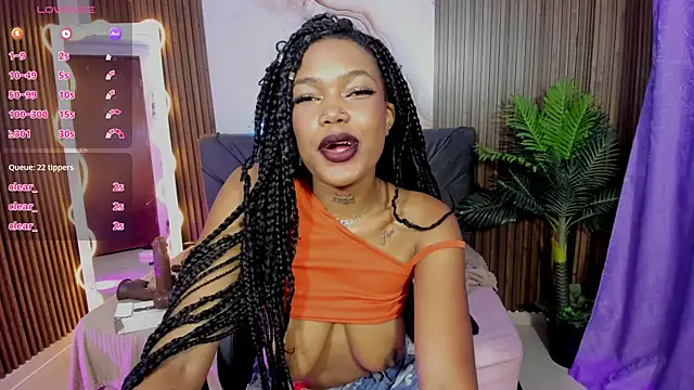 Snapshot of CRISTALBROKE_TAY chatting on 06/11/26, 12:32 CRISTALBROKE TAY online show from 06/11/26, 12:32