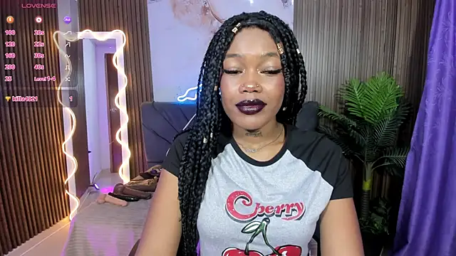 Snapshot of CRISTALBROKE_TAY chatting on 06/17/26, 07:04 CRISTALBROKE TAY online show from 06/17/26, 07:04