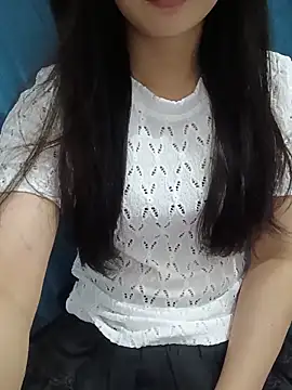 -Hena- online show from 05/12/26, 08:50