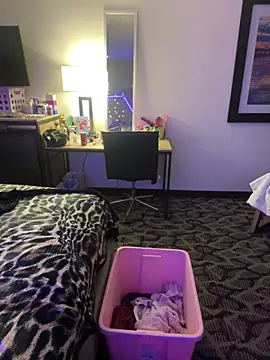 blonDDbombsheLL99 online show from 06/09/26, 02:45