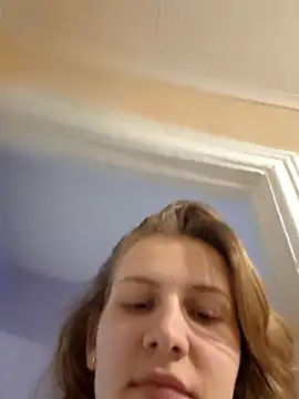 mooniekiss online show from 05/15/26, 04:14