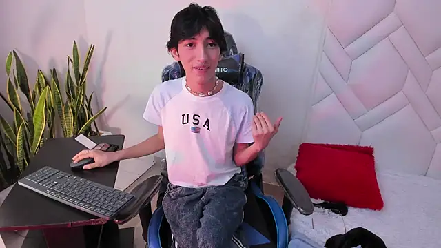 LittlePrince  online show from 05/14/26, 03:24