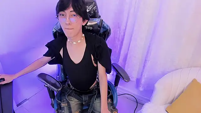 LittlePrince  online show from 05/16/26, 03:58