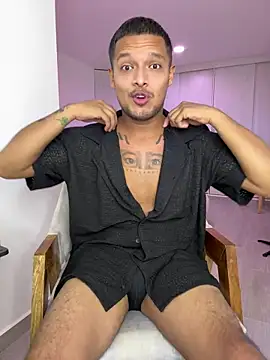 ElianVega online show from 05/15/26, 04:19