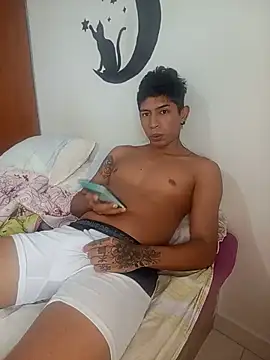 Snapshot of Bill_BadBoy chatting on 05/14/26, 08:04 Bill BadBoy online show from 05/14/26, 08:04