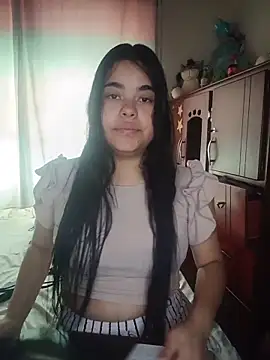 Snapshot of MiiaHott_W chatting on 06/19/26, 01:48 MiiaHott W online show from 06/19/26, 01:48