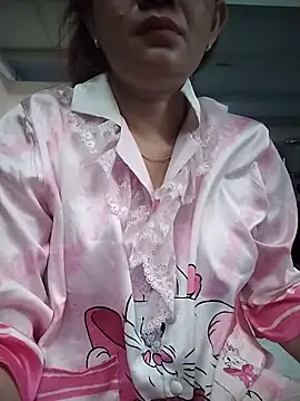 Forever model online show from 05/14/26, 12:28