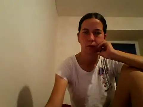 Snapshot of DanicaFey chatting on 07/13/26, 06:33 DanicaFey online show from 07/13/26, 06:33