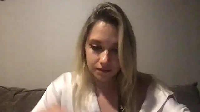 Precious Eva online show from 05/09/26, 12:54