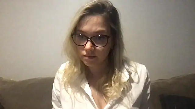 Precious Eva online show from 05/14/26, 01:07