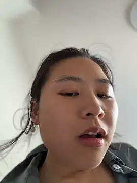 Iridessa- online show from 06/17/26, 11:16