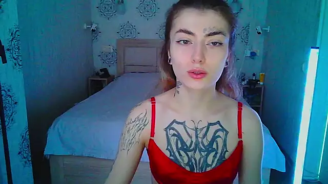 Snapshot of HarrisLola chatting on 05/11/26, 11:05 HarrisLola online show from 05/11/26, 11:05