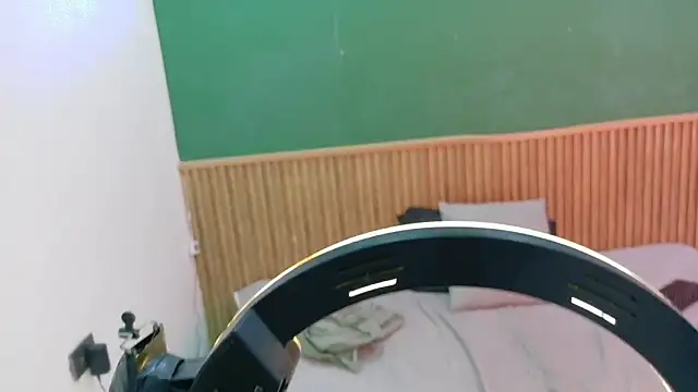 sex melodyyy online show from 05/09/26, 08:03
