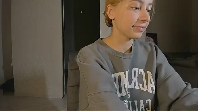 Snapshot of Jane_Bright chatting on 02/28/25, 08:39 Jane Bright online show from 02/28/25, 08:39