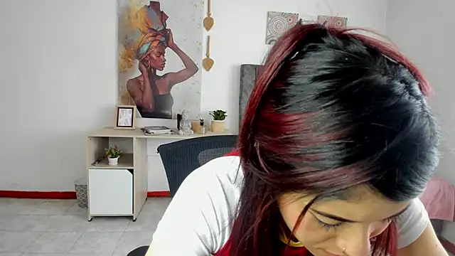 Snapshot of Hi_barbie_ chatting on 05/11/26, 08:17 Hi barbie online show from 05/11/26, 08:17