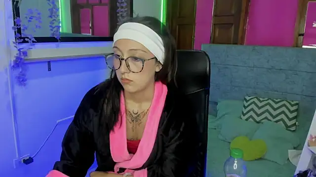 Snapshot of Brith_ness chatting on 05/20/26, 12:22 Brith ness online show from 05/20/26, 12:22