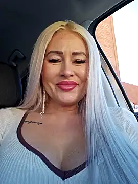 Snapshot of MILFBARBY chatting on 01/16/25, 11:26 MILFBARBY online show from 01/16/25, 11:26