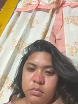 Snapshot of Mahra_Thea chatting on 05/10/26, 04:01 Mahra Thea online show from 05/10/26, 04:01
