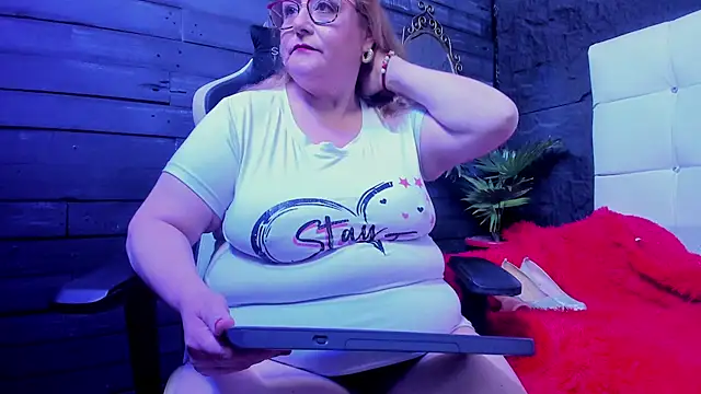 Rebecca mature56 online show from 05/14/26, 02:18