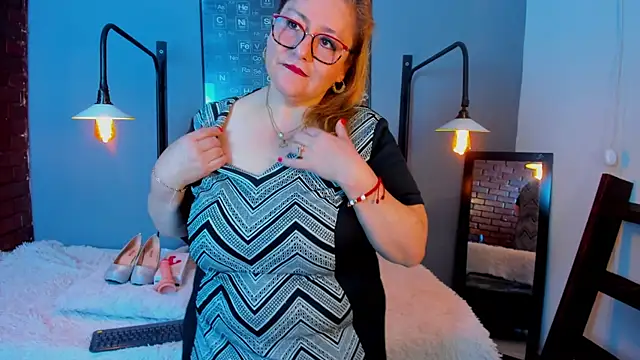 Rebecca mature56 online show from 05/15/26, 07:43