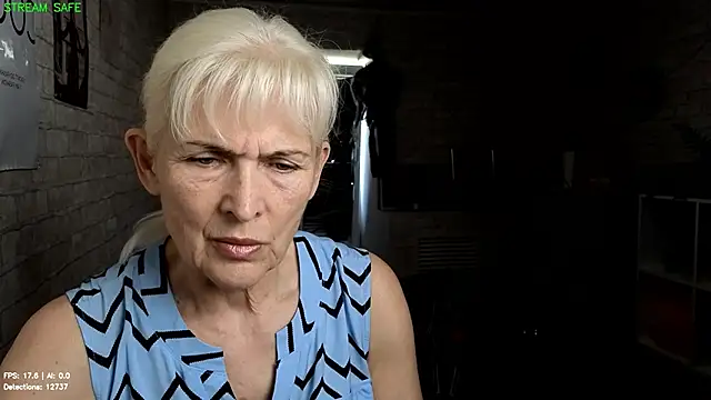 Snapshot of Nia_Natur chatting on 06/16/26, 08:39 Nia Natur online show from 06/16/26, 08:39