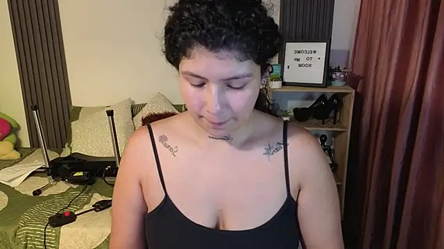 LadyVelvett online show from 05/14/26, 10:44