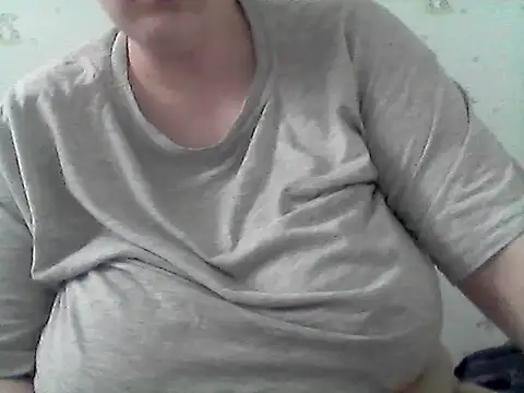 Snapshot of miamooreh chatting on 06/12/26, 10:36 miamooreh online show from 06/12/26, 10:36