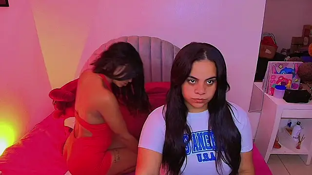 your favorite girls online show from 06/07/26, 05:22