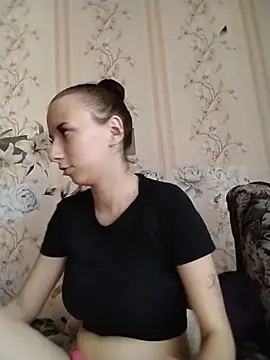 Snapshot of -VictoriaJohnson- chatting on 07/02/26, 04:51 -VictoriaJohnson- online show from 07/02/26, 04:51