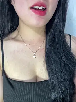 Titbooo 18 online show from 06/05/26, 12:00