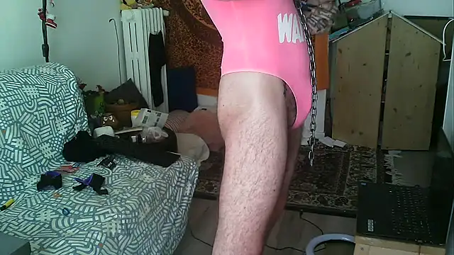 Snapshot of imponenteZeus chatting on 05/21/26, 10:33 imponenteZeus online show from 05/21/26, 10:33
